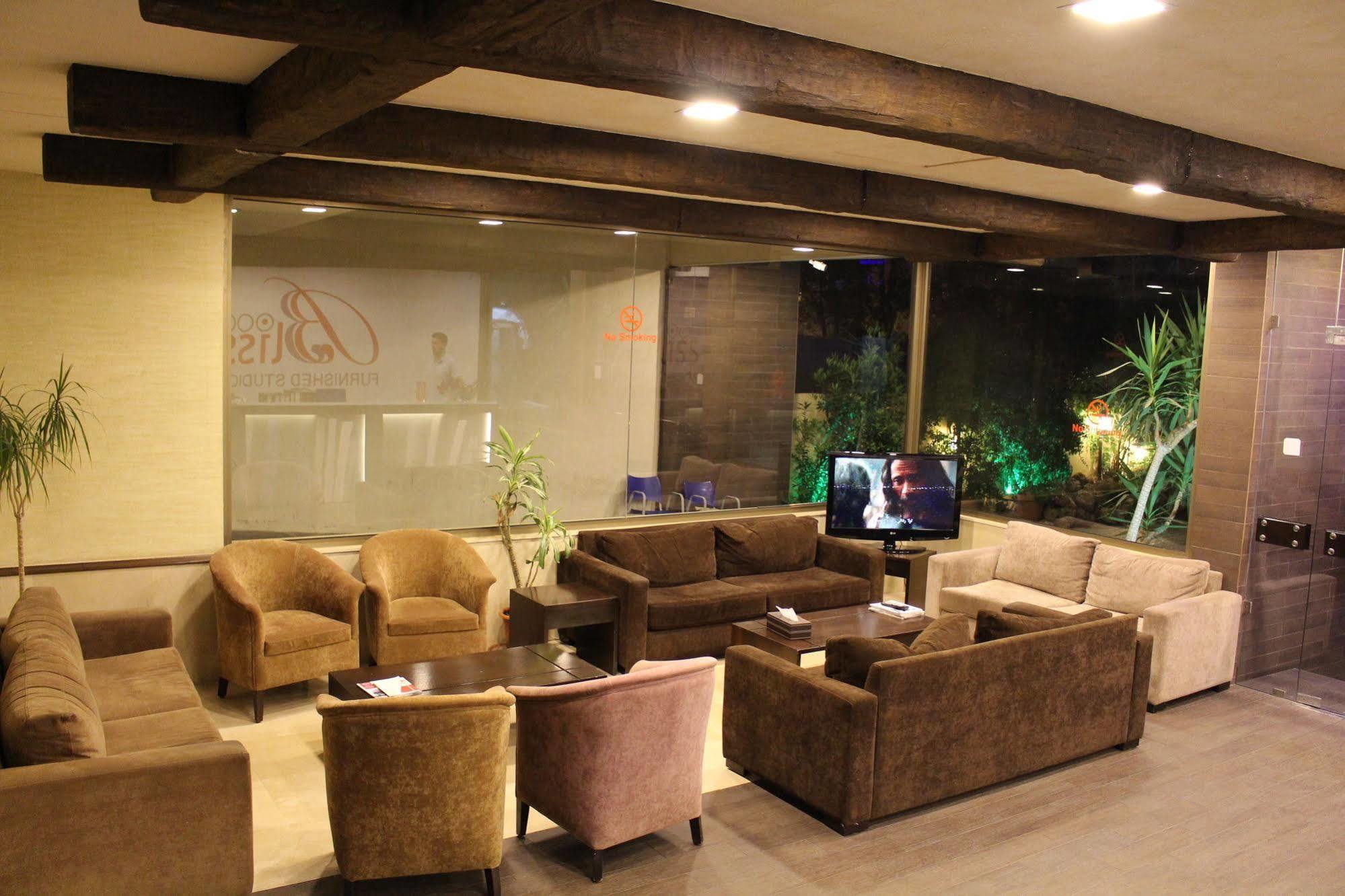 Bliss 3000 Furnished Studios Beirut Exterior foto